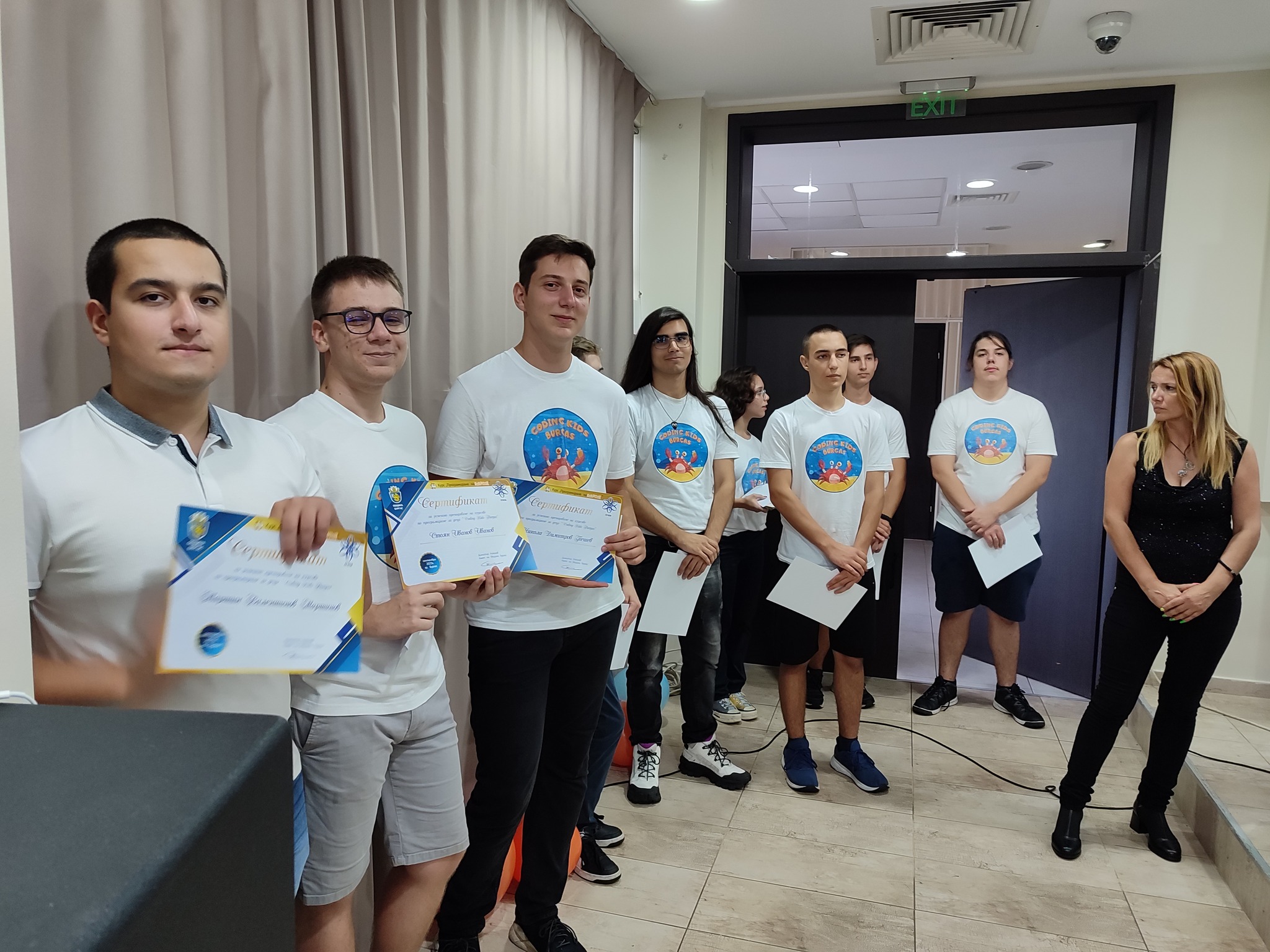 Teaching the basics of JavaScript to kids of Burgas, July 2023